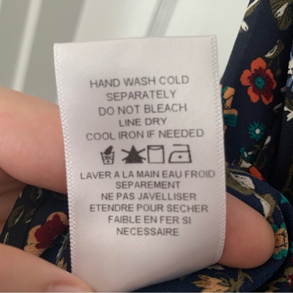 Pleione Shirt Womens Small Cold Shoulder Sleeves That Tie Navy Blue Floral Print - Picture 8 of 8